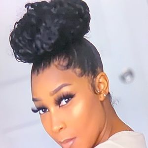 Meet your Posher, Stania